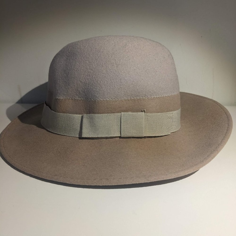 NORDSTROM -  2 Tone Neutral Hat